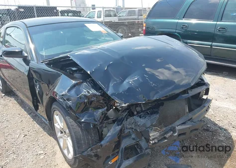 2010 Ford Mustang V6/V6 Premium z USA, uszkodzony, nr VIN 1ZVBP8AN0A5179915